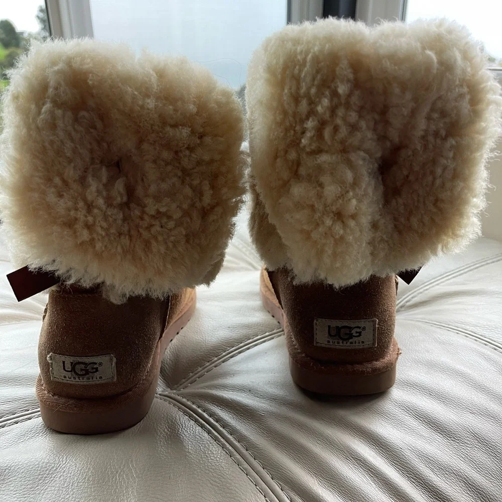 UGG Women's Tan and Cream Sheepskin Slippers - Picture 5 of 10